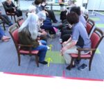 体操やリハビリやボールゲーム等で身体機能強化を図っています。