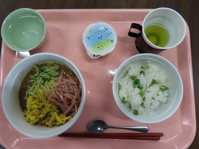 昼食