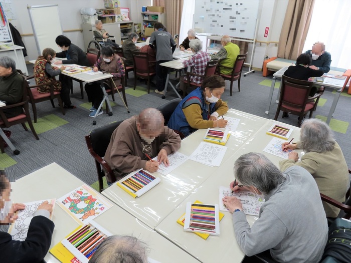 定番の色塗りもして掲示しています。