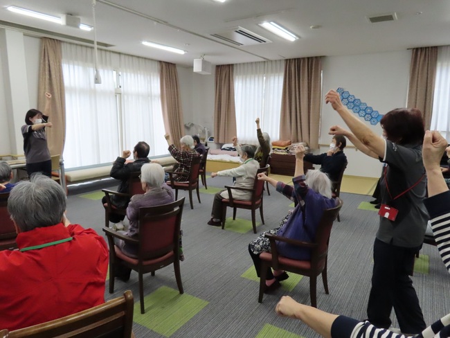 定番のストレッチ体操。